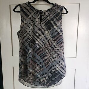 Cabi Women's Sleeveless Top - Black and Gray